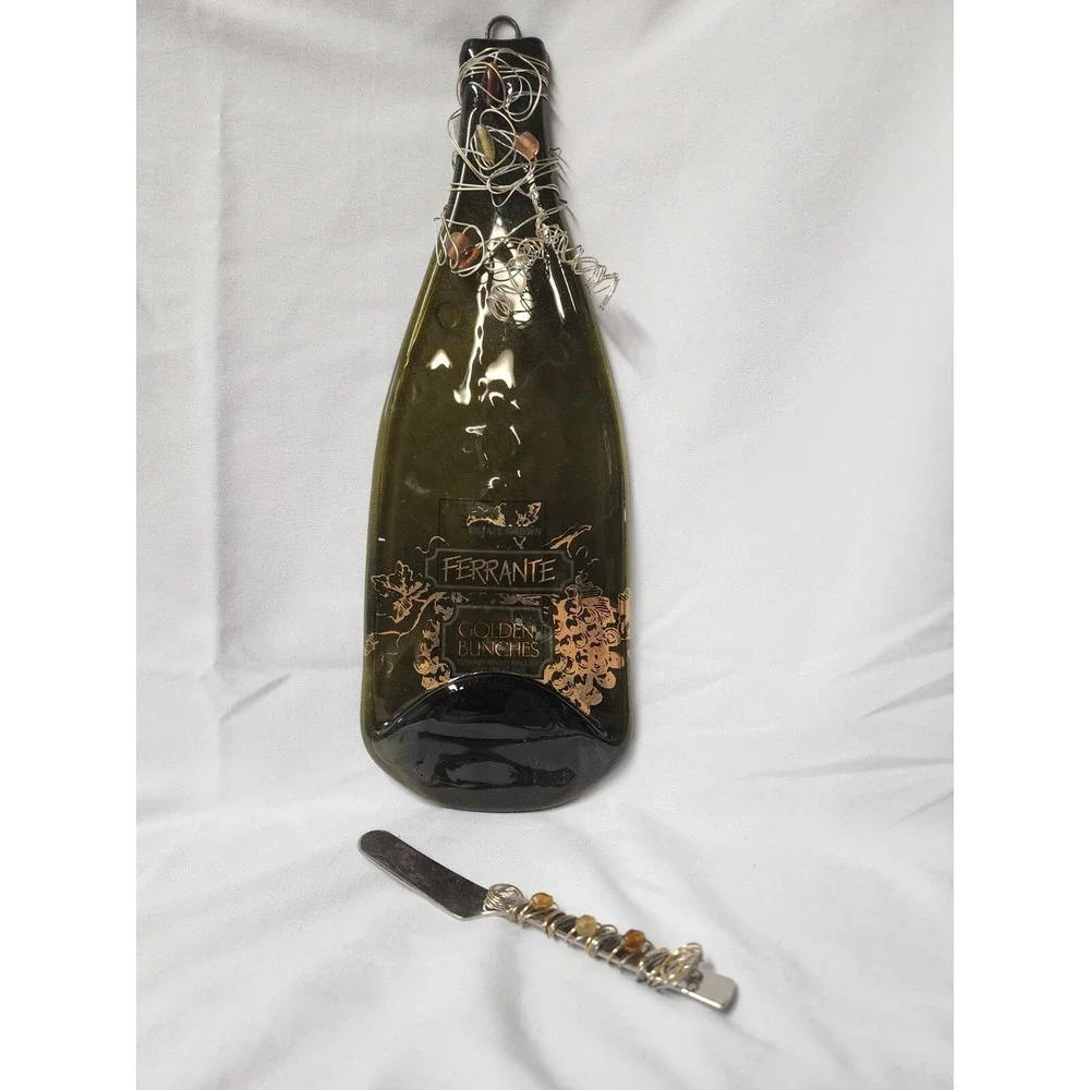 Flat Melted  Beaded Ferranti  Wine Bottle Cheese/Bread Board Knife 4 Glasses